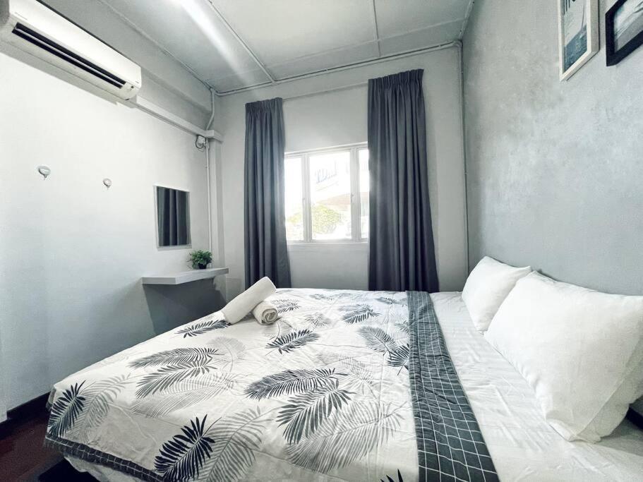 Bunk Puteh Homestay Kuala Terengganu Exterior foto